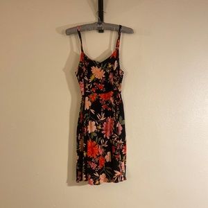 Old Navy cami V neck mini skater dress (medium)